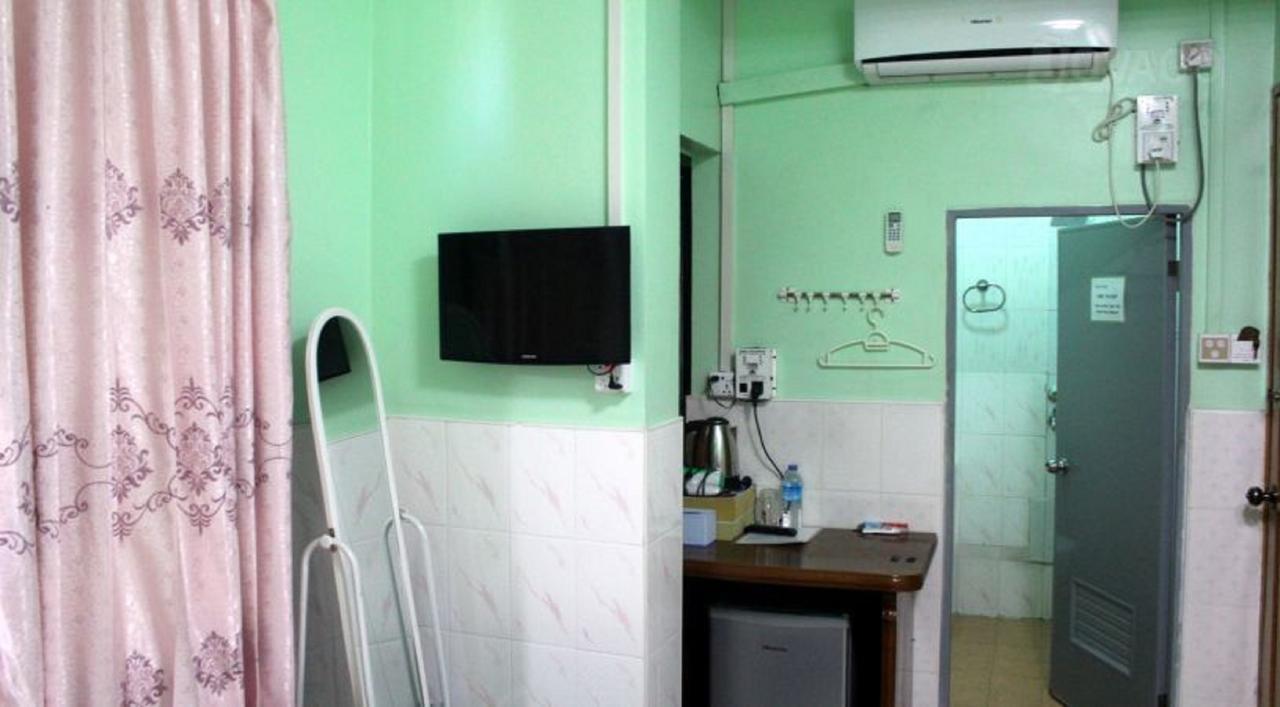 Saw Nyein San Guest House Nyaung-U Екстер'єр фото