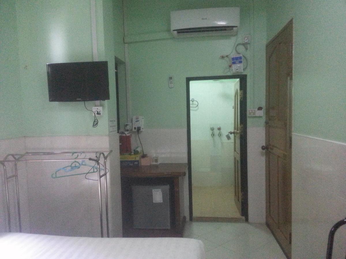 Saw Nyein San Guest House Nyaung-U Екстер'єр фото