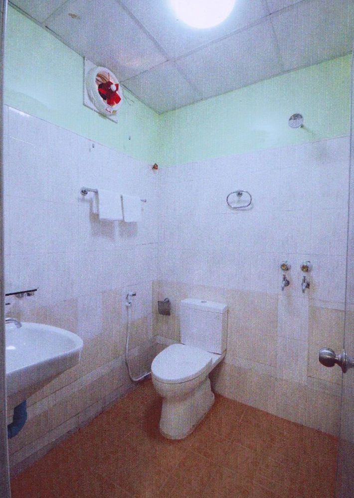Saw Nyein San Guest House Nyaung-U Екстер'єр фото